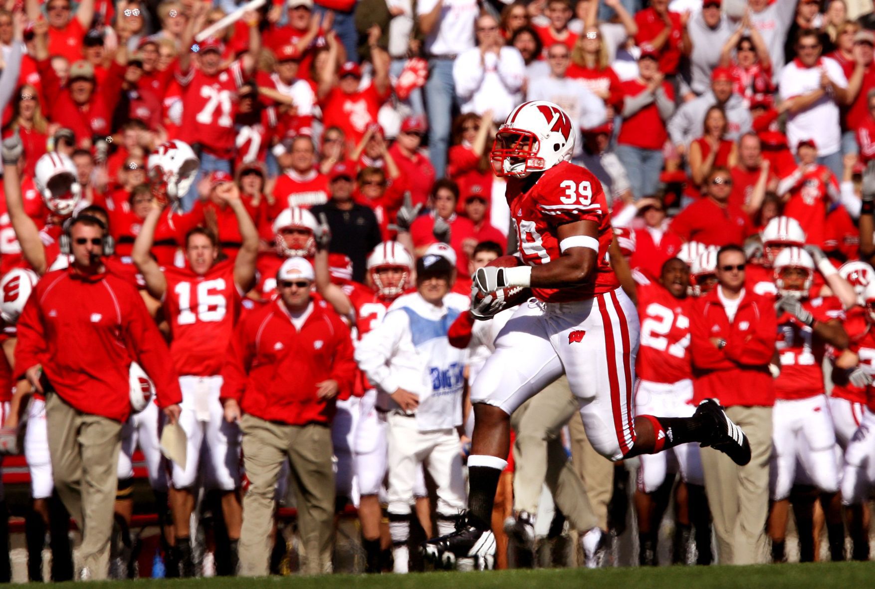 2006: 12–1 (7–1), Capital One Bowl champion — Wisconsin offensive coordinator/QB coach